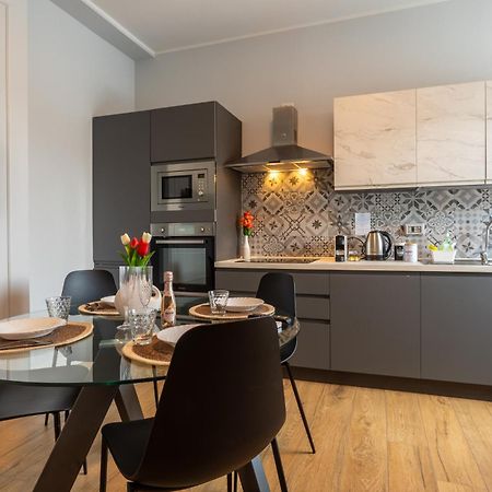 Lavarell - Exclusive Apartment Como Zewnętrze zdjęcie